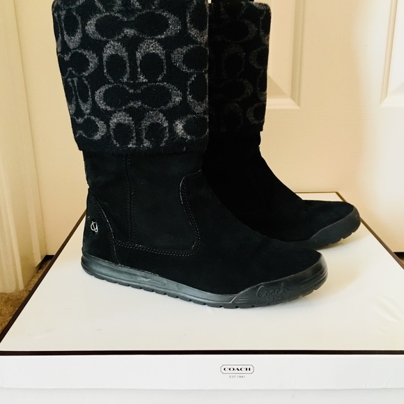 Coach Winter boot. - Picture 4 of 4